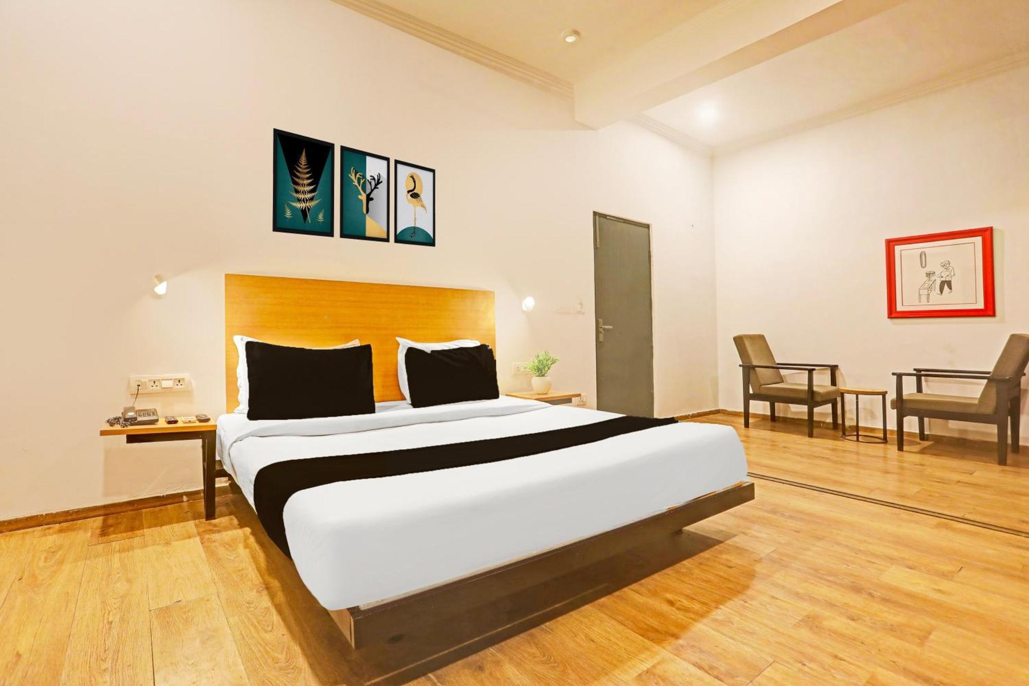 Super Townhouse Vijay Khand Gomti Nagar ลัคเนา ภายนอก รูปภาพ